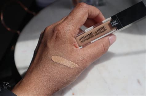 givenchy le prismissime|givenchy prisme concealer.